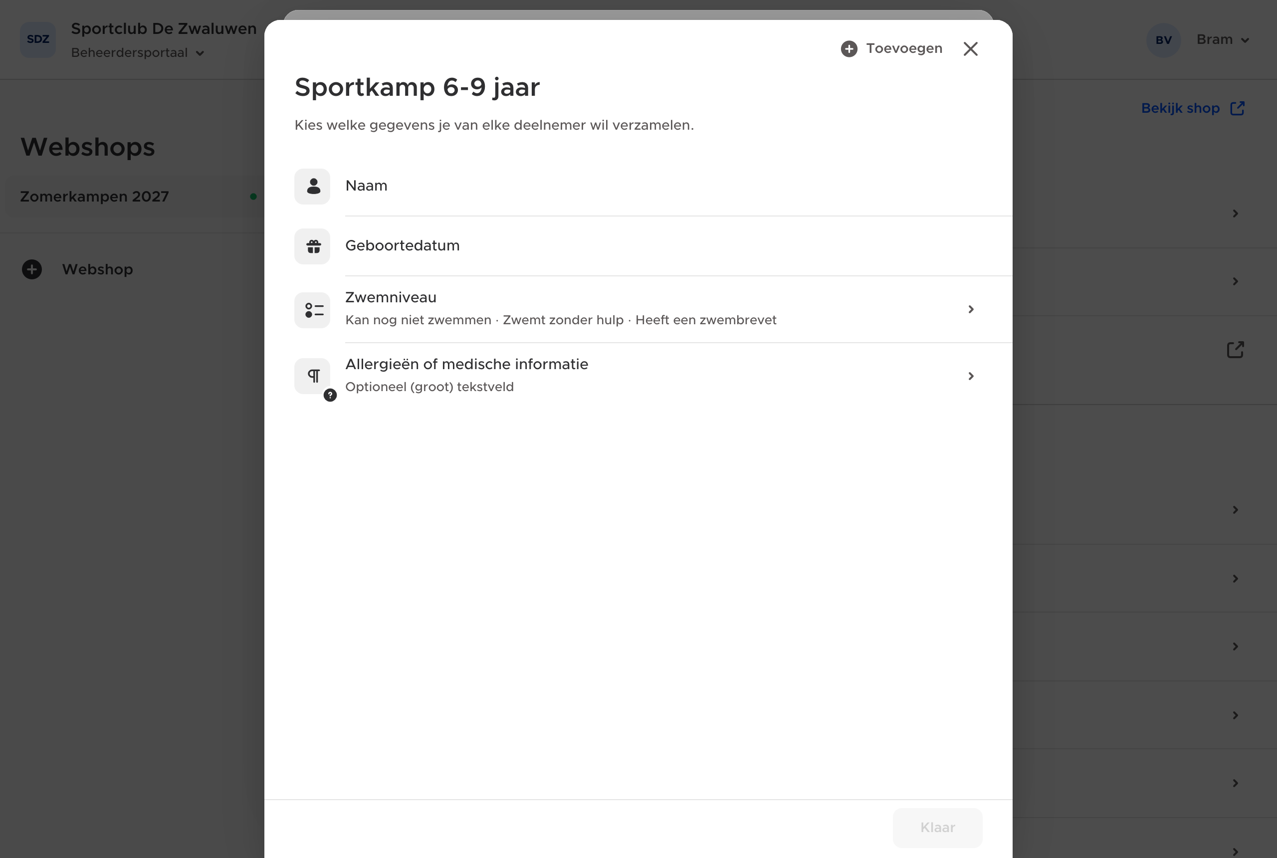 De gegevens die je van elke deelnemer van het sportkamp vraagt.