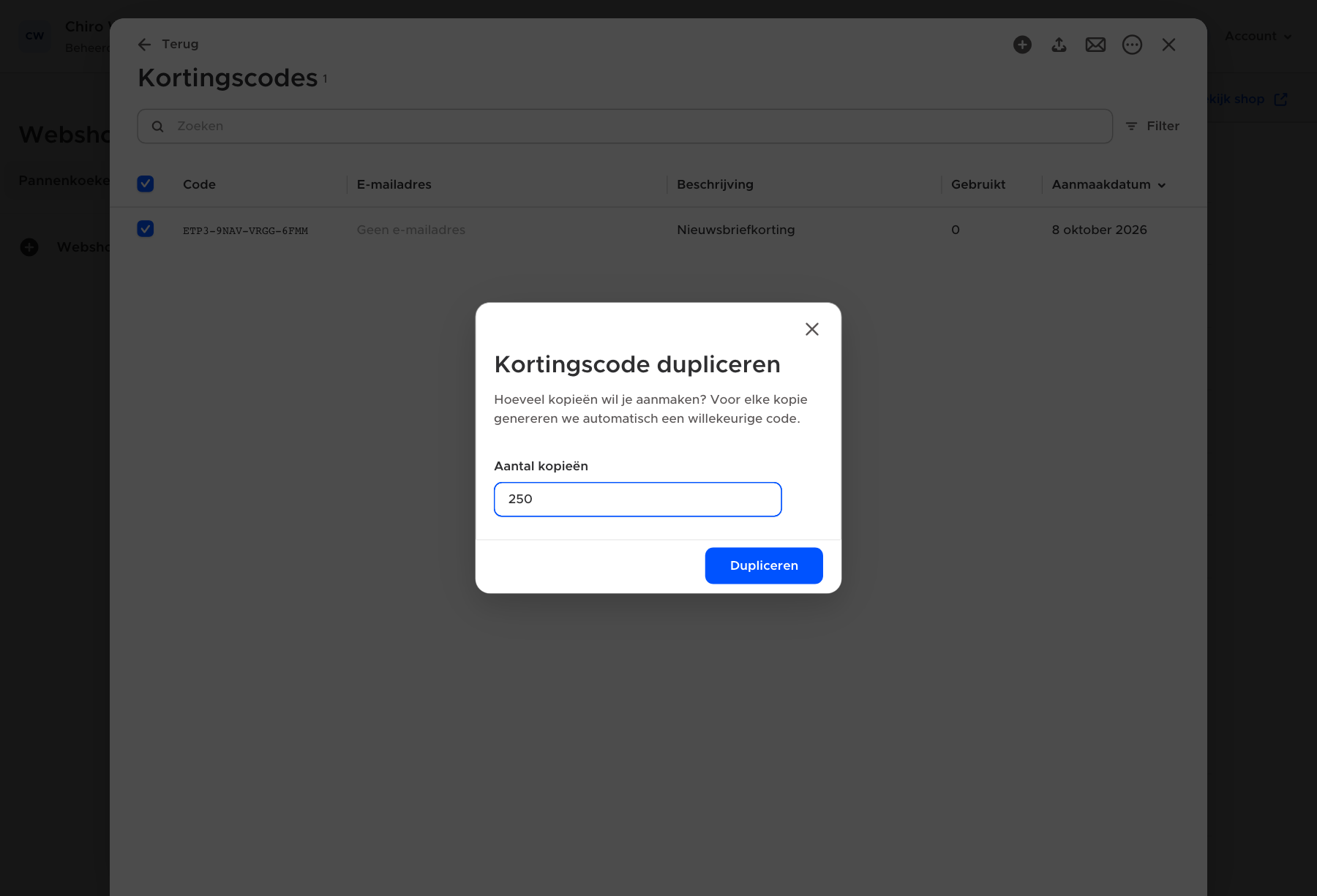 Het aantal kopieën van een kortingscode instellen